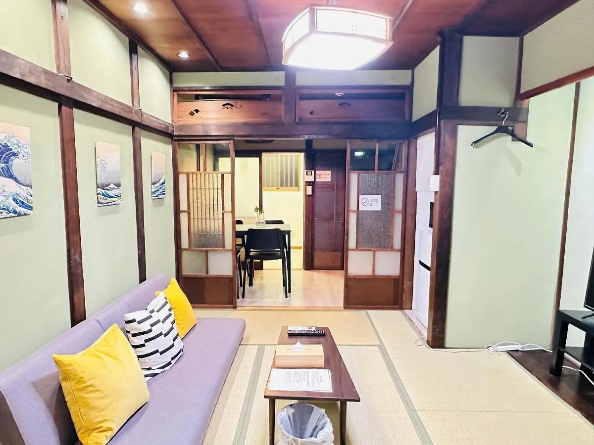 Miyu 灵月 和風戸建て 地下鉄駅まで僅か350M 最大4人 Villa Osaka Japan